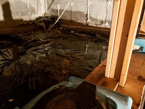 Crawlspace Water Cleanup in Janesville